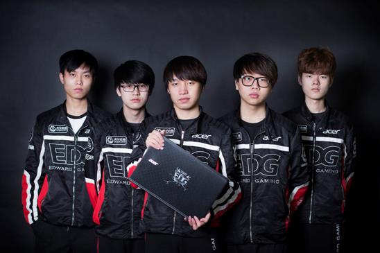 何塞卢凭借 何塞卢凭借