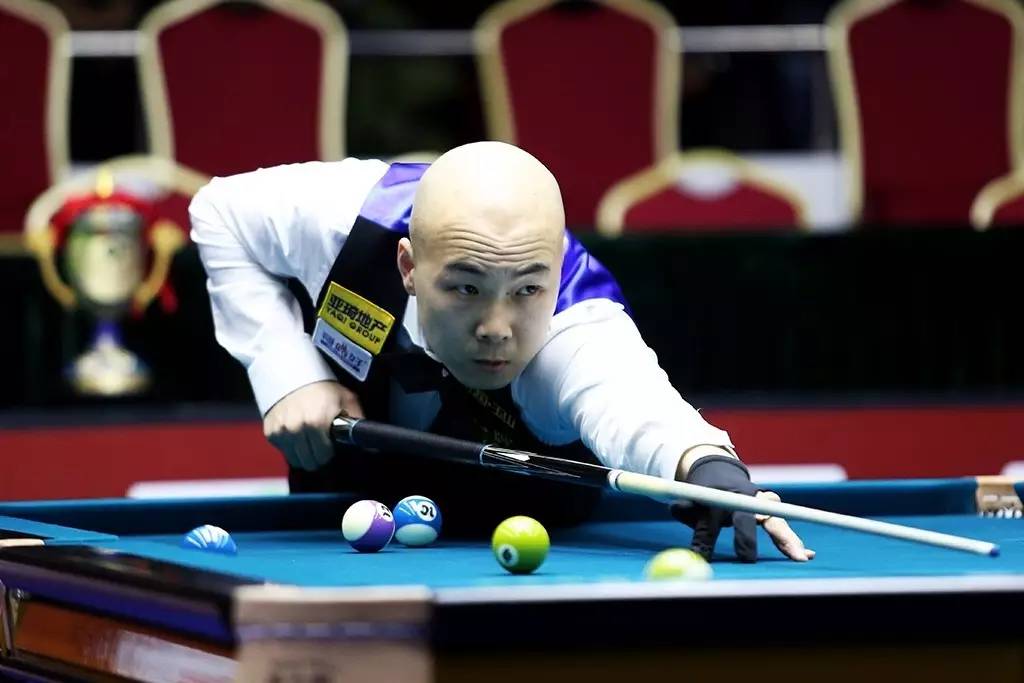 在过去两个 在过去两个