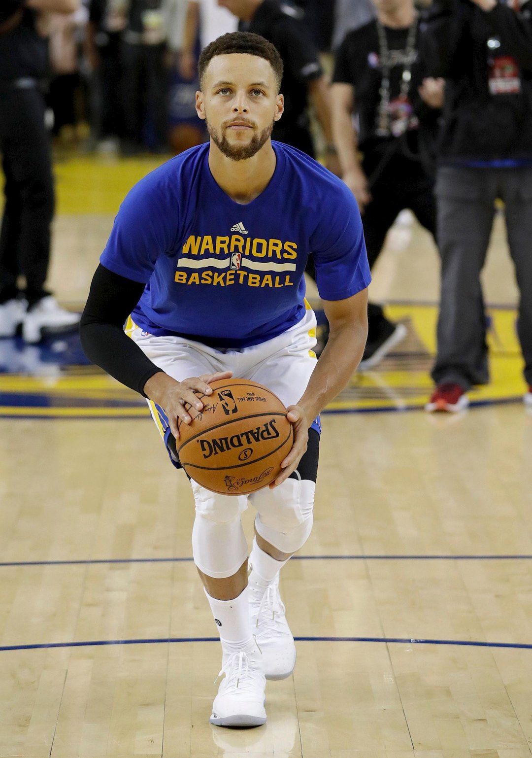 2米内强投 2米内强投